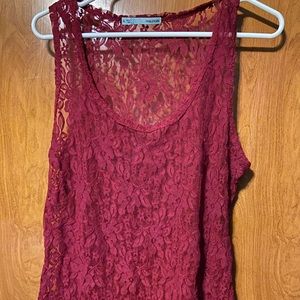 Women’s lace tank top